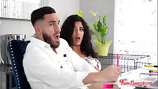 StepSiblings Stuck, Decide To Fuck - Gabriella Lopez